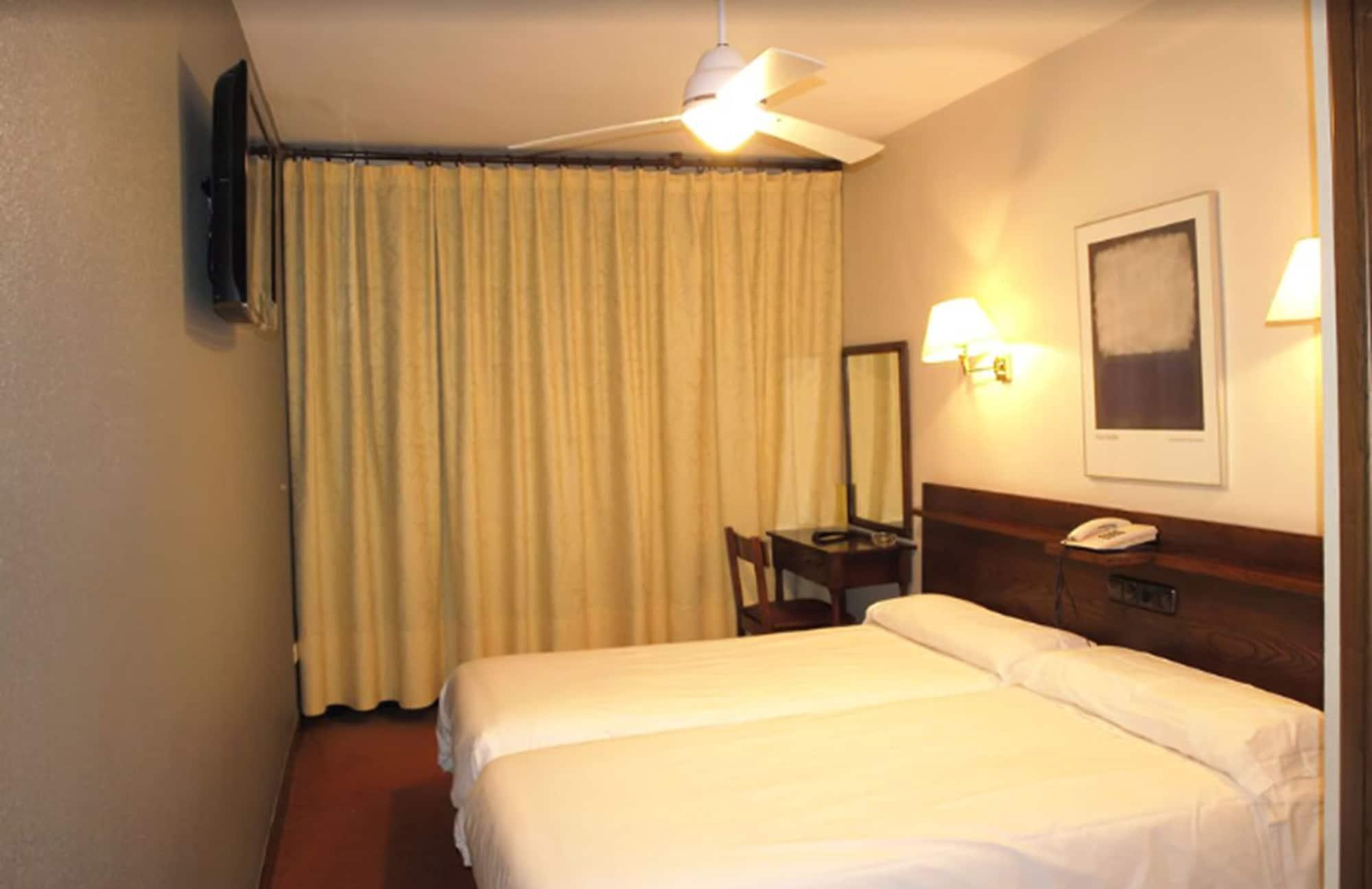 Hotel Ibiltze Lasarte Oria Exterior photo